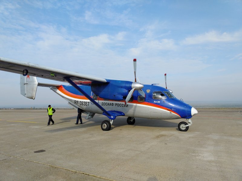 АН-28 пассажирский самолёт