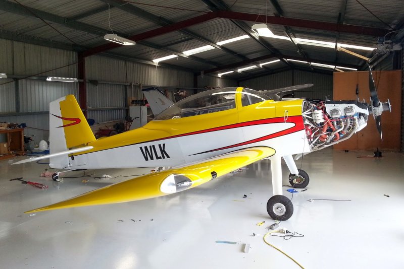Самолёт vans rv8