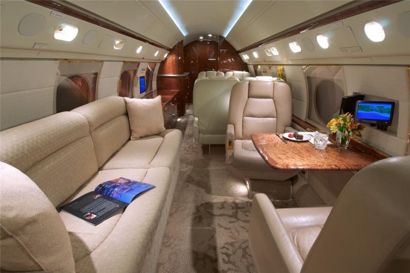 Самолет Gulfstream g5