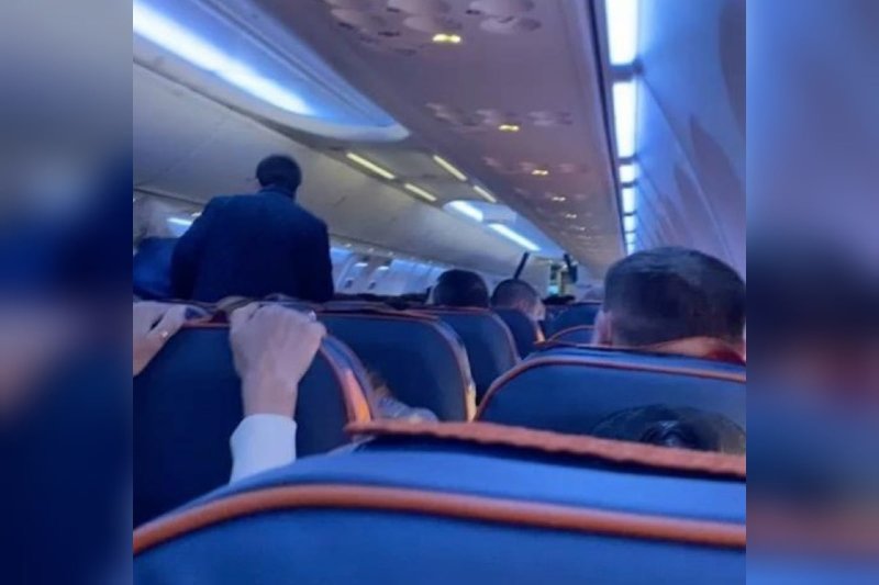 Боинг 737 пассажирский (с винглетами)
