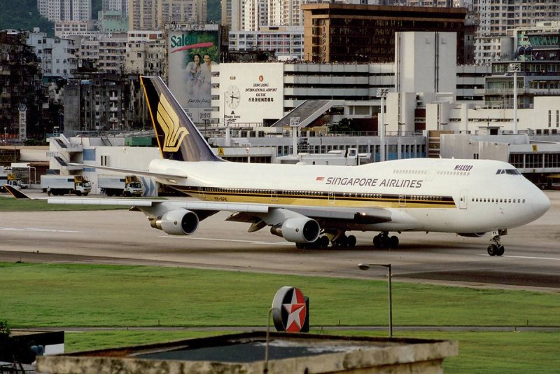 747 Сингапур Эйрлайнс