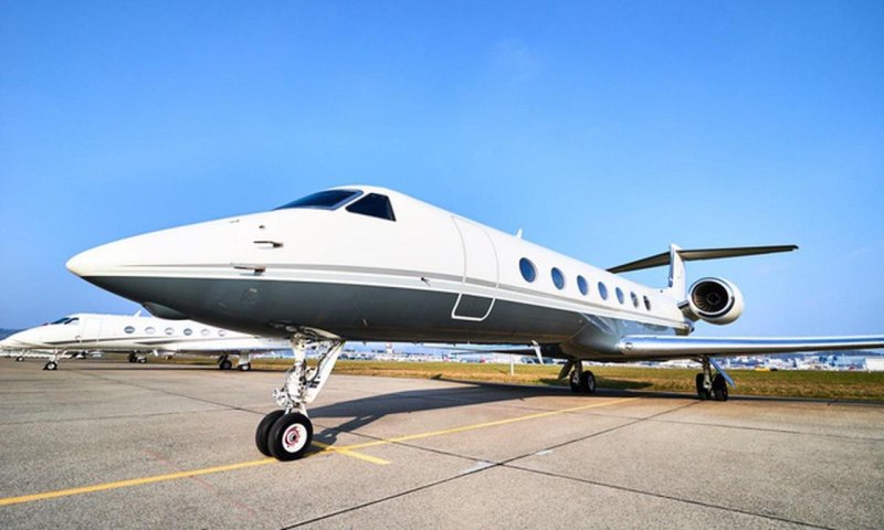 Бизнес-Джет Gulfstream g550