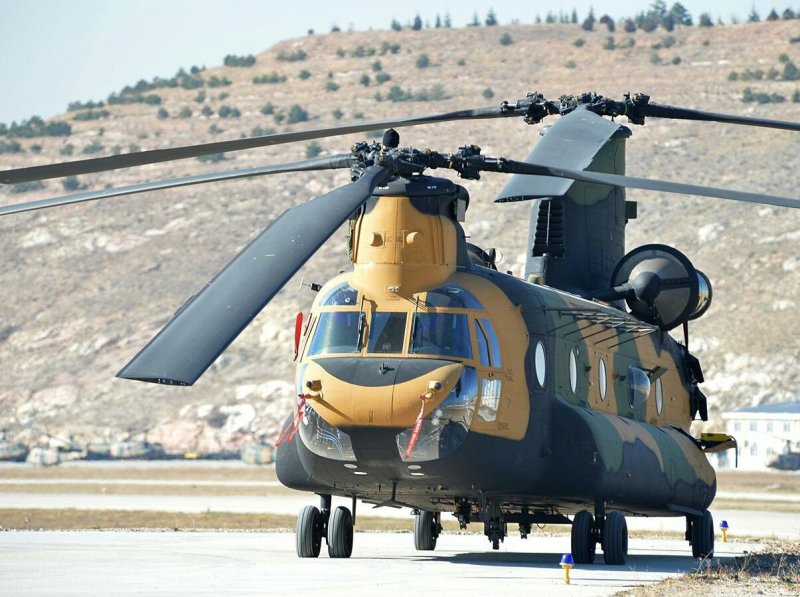 Вертолет Ch-47f Chinook