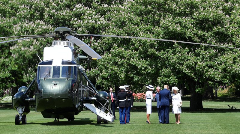 Вертолет президента США Marine one