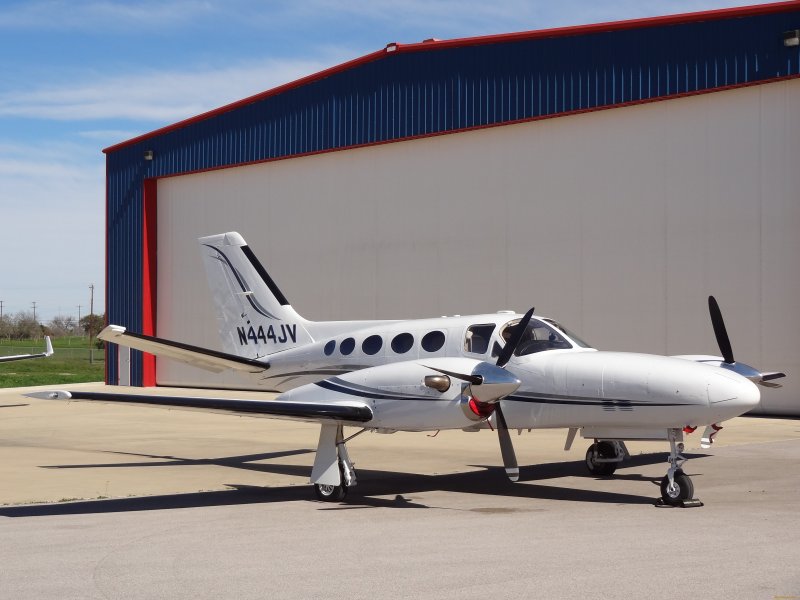 Пассажирский самолет Cessna