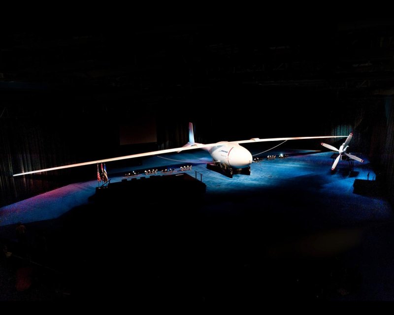 Самолет Boeing Phantom Eye
