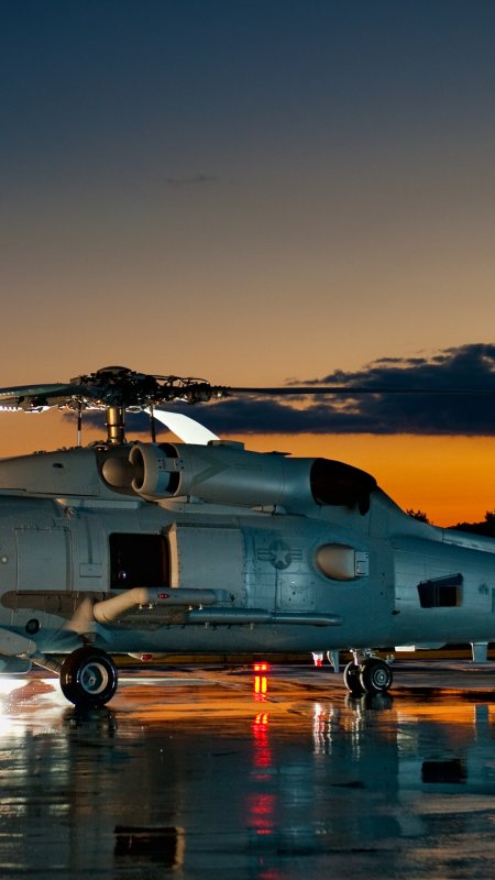 Многоцелевой вертолет sh-60 "Sea Hawk"