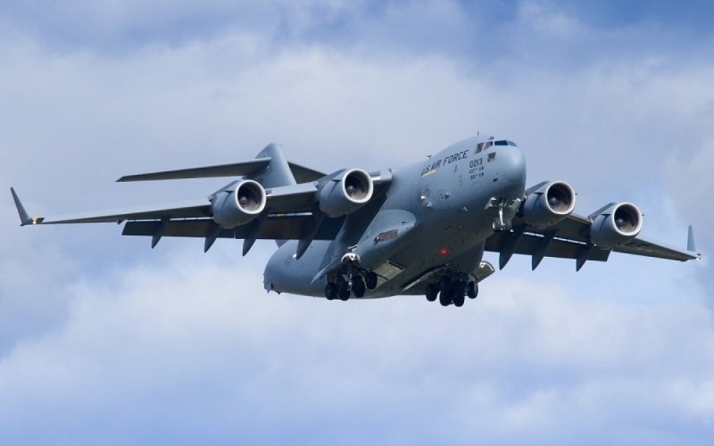 Самолет c-17 Globemaster III