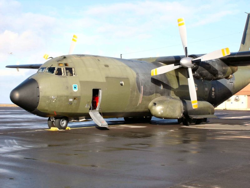 Самолет с 160 Трансалл