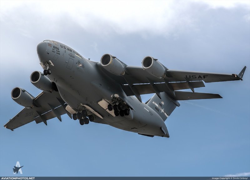 MCDONNELL Douglas с-17 Globemaster III