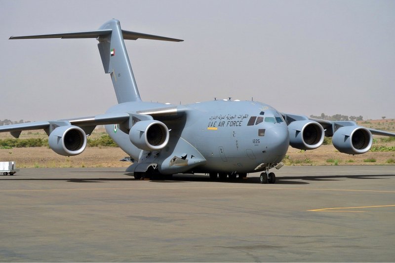 Boeing c-17 Globemaster III военно-транспортные самолёты