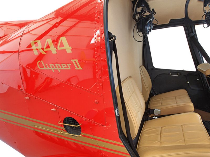 Салон вертолета Robinson r44