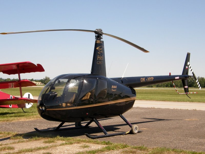 Вертолет Робинсон r44