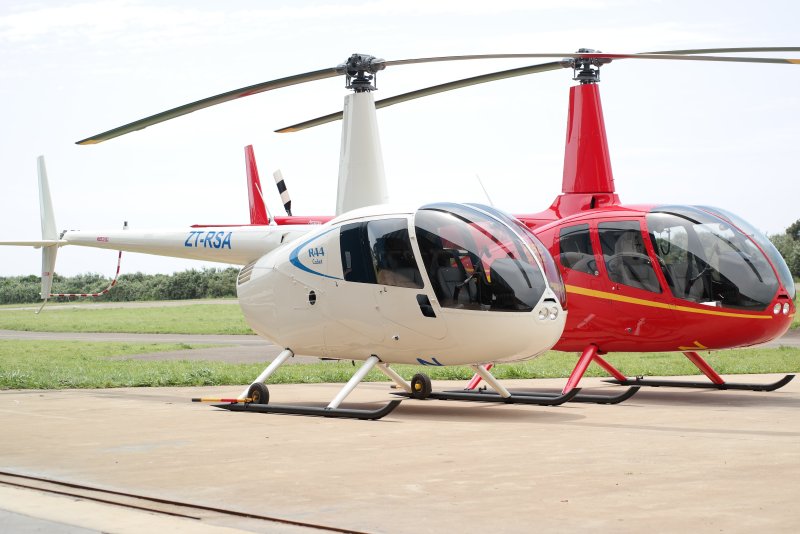 Robinson r44