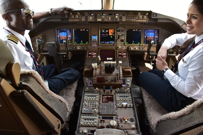 Пилот Боинг 777
