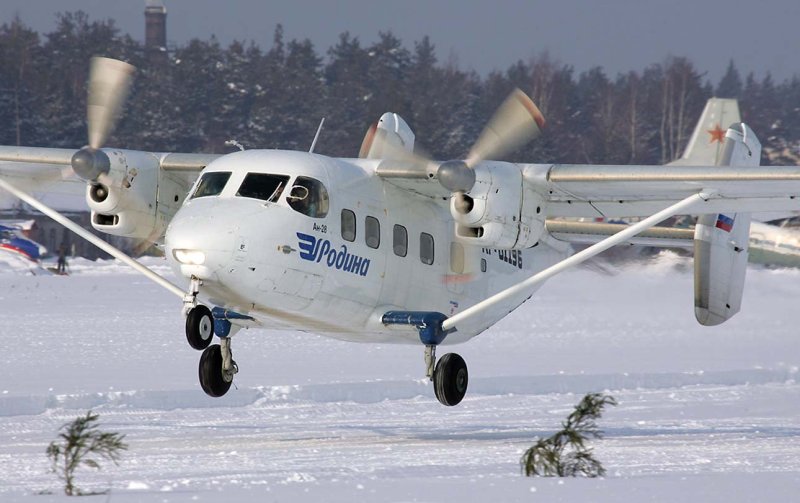 Антонов АН-28