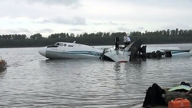 АН 24 приводнение на Обь
