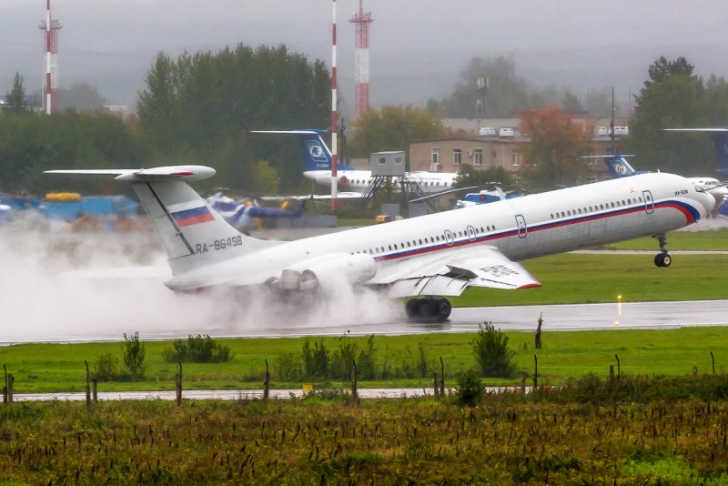 Ил 62
