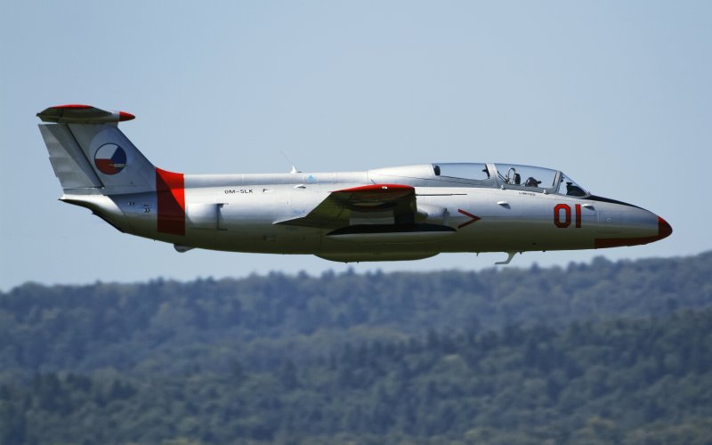 Л-29 Дельфин
