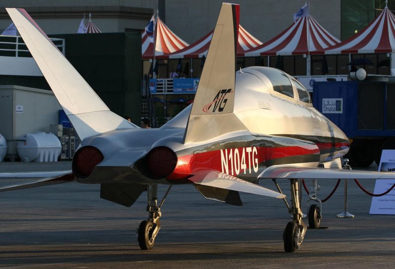 Самолет ATG Javelin