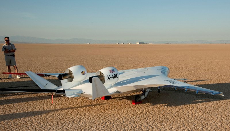 Boeing x 48c