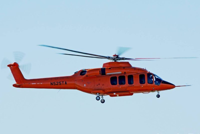 Вертолет Bell 525