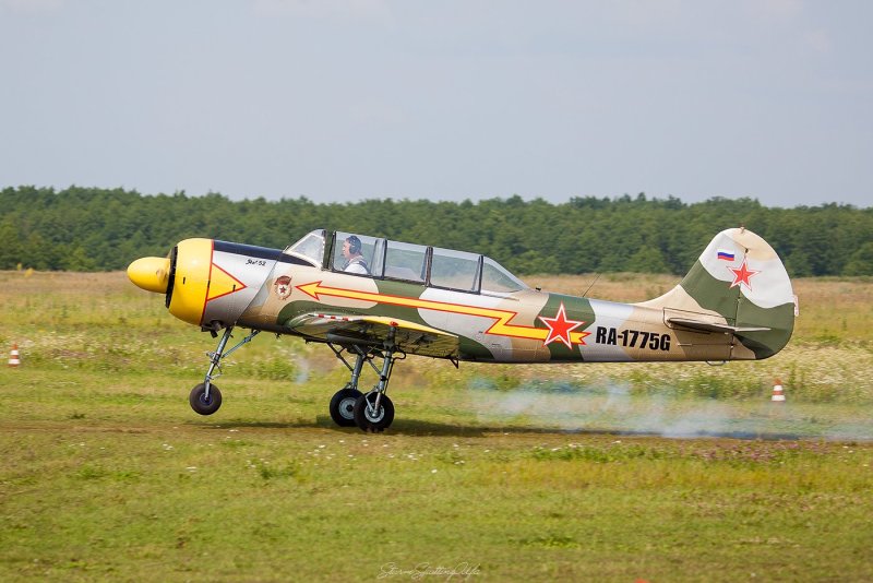 Як-52 учебный летательный аппарат