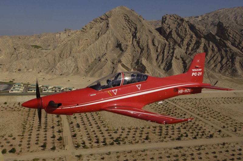 Самолеты Pilatus PC-21