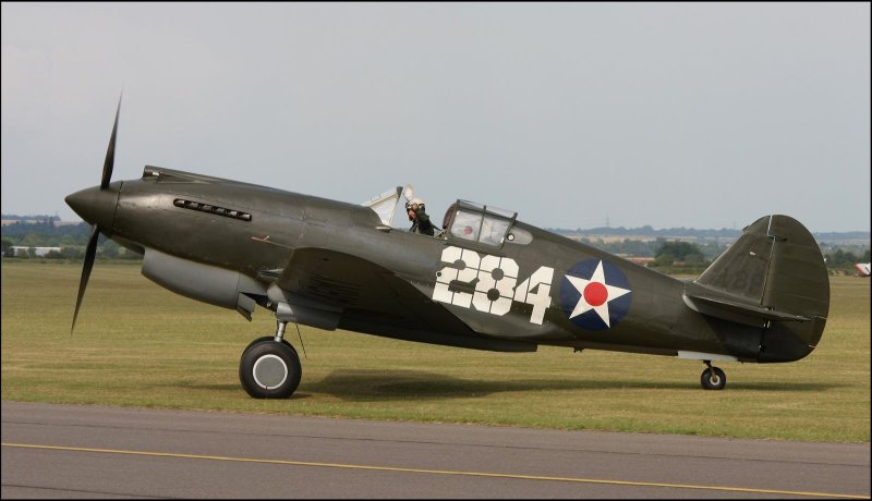Curtiss p-40b Tomahawk