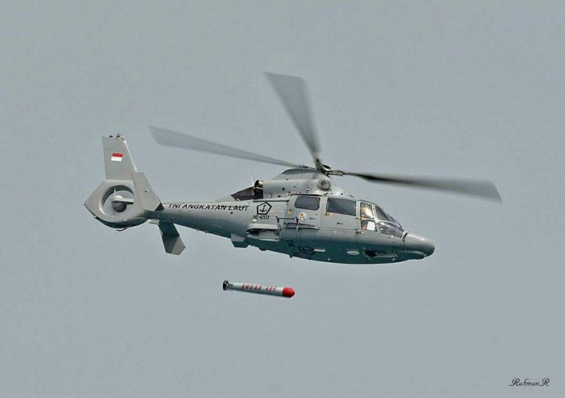 Вертолёт Eurocopter as565 Panther.