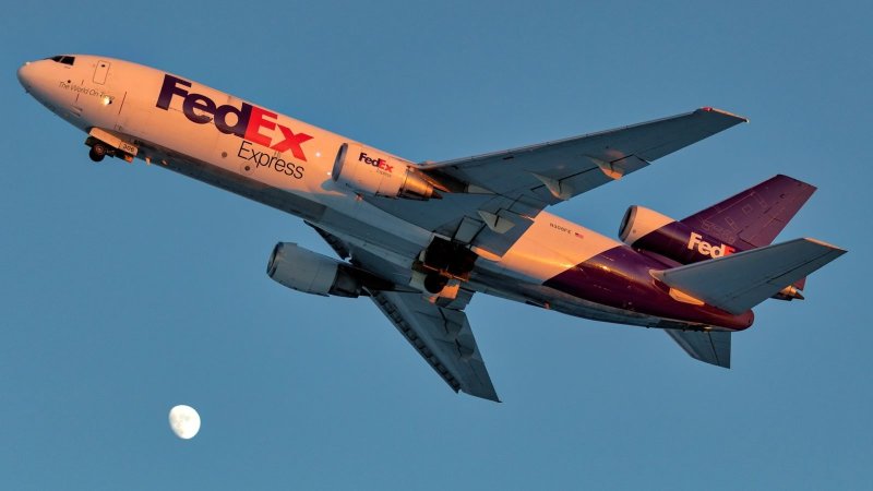 FEDEX 705 DC-10