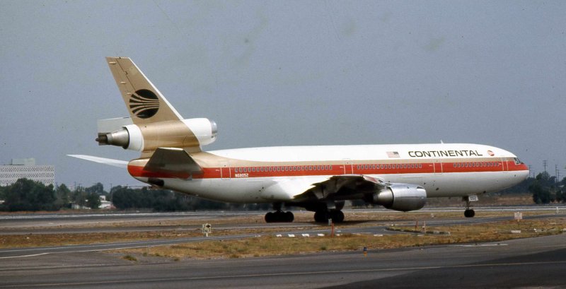 Макдональд Дуглас DC-10
