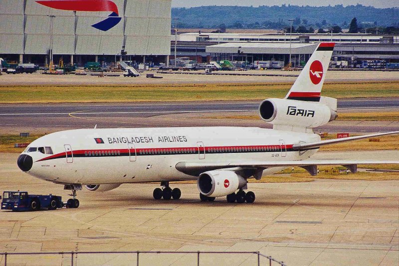 DC 10 Transaero