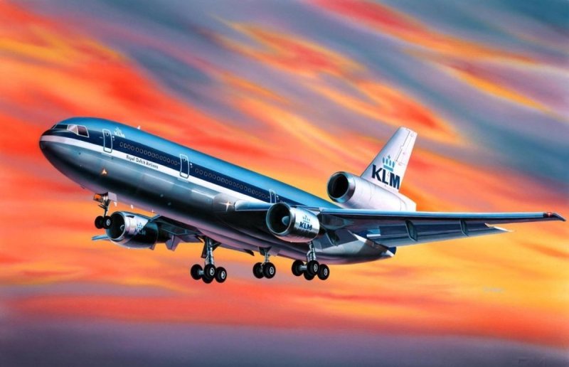 DC 10 Revell