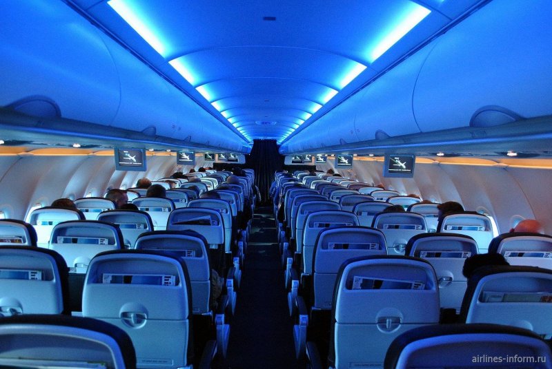 Салон самолета Airbus a320
