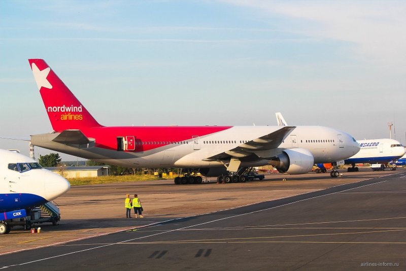 777-200 Норд Винд