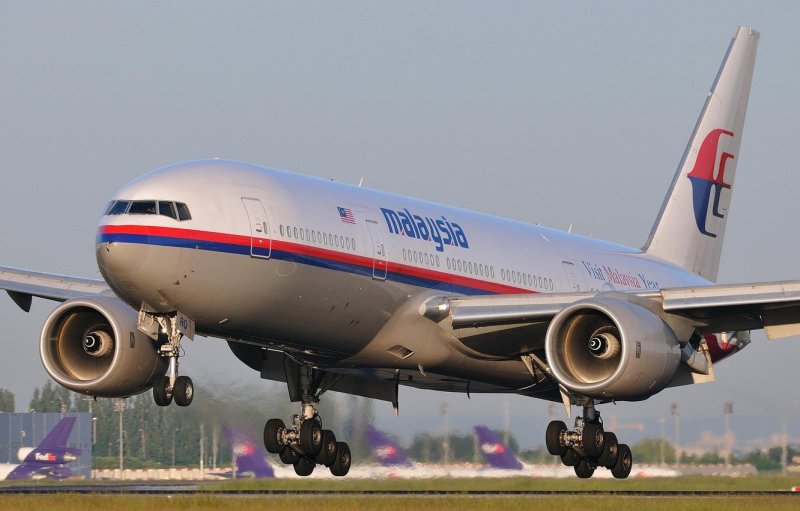 Боинг 777 200 Малайзия Эйрлайнс