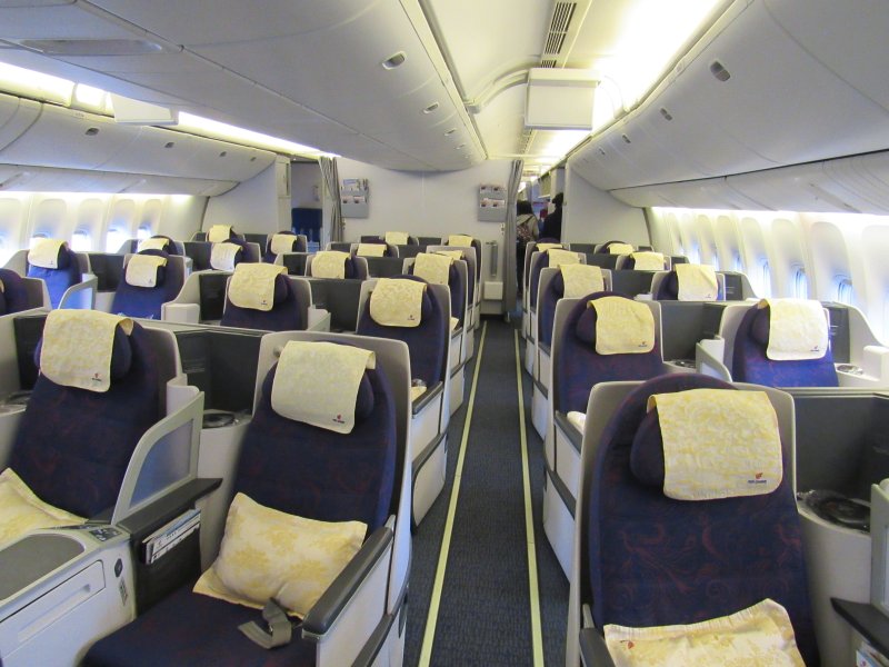 B757 300 салон