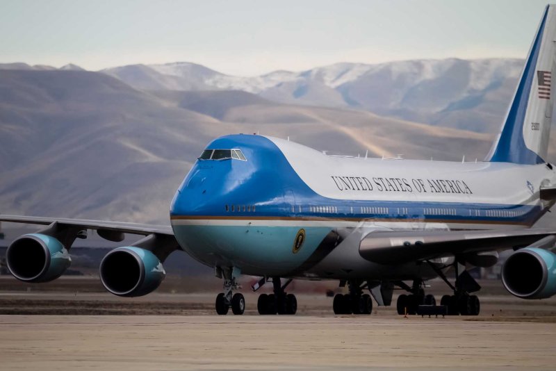 Боинг 747 Air Force one,
