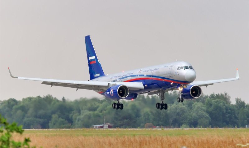 Самолет ту 214он