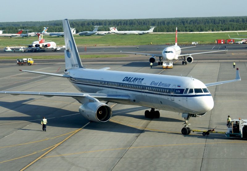 Tupolev tu-214