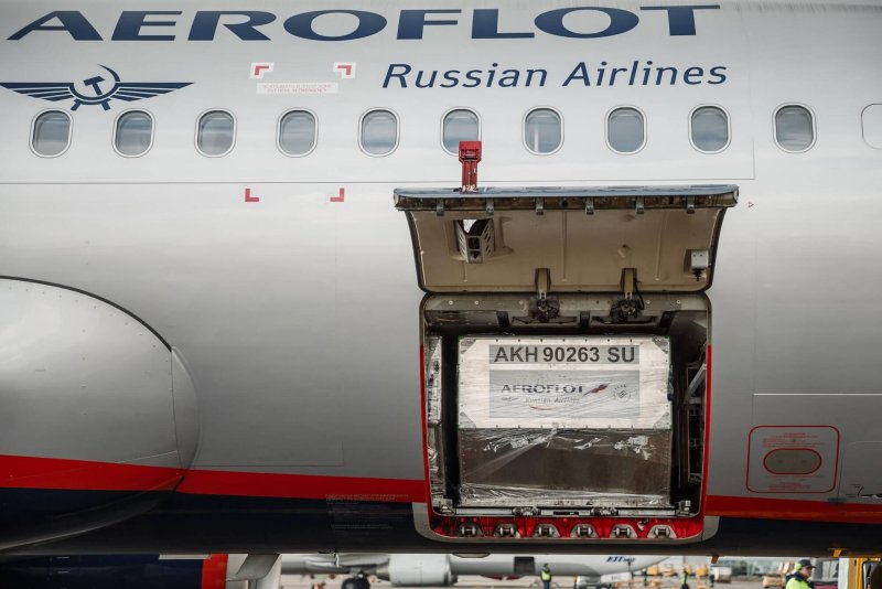Багажный отсек самолета а-320
