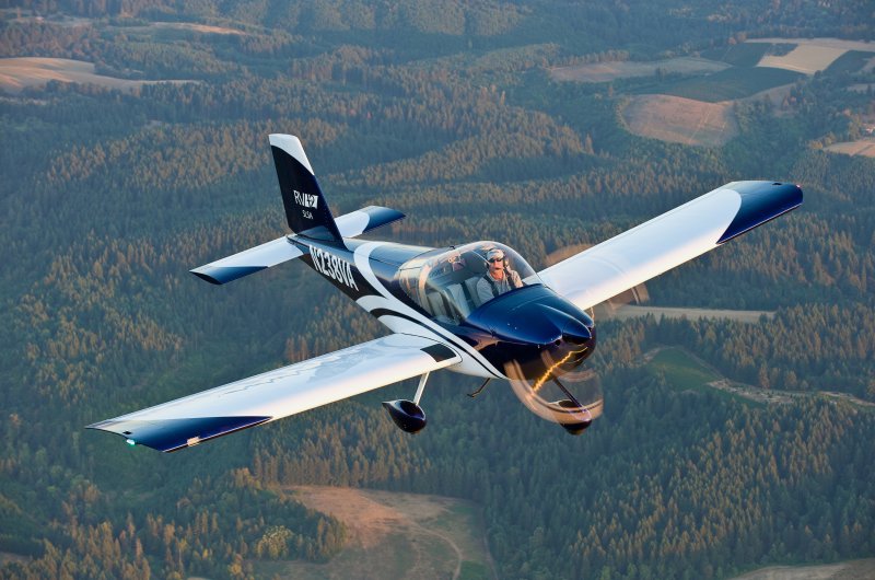 Легкомоторный самолет rv12