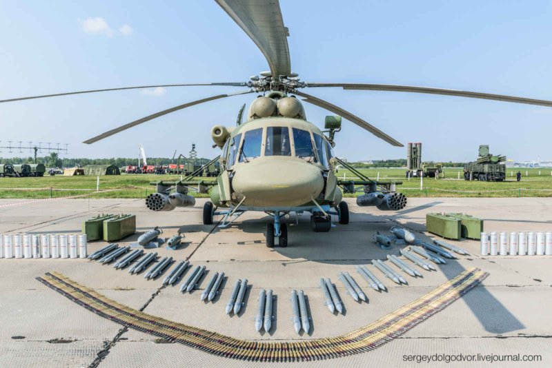 Ми-8 вертолёт