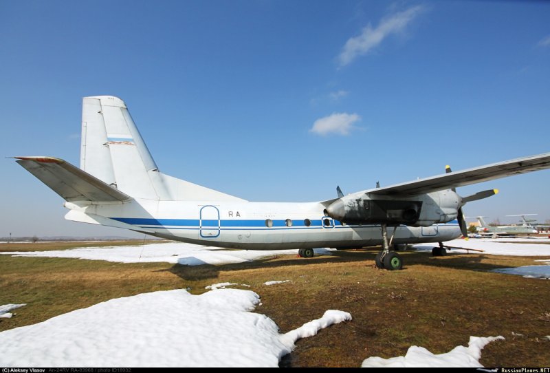 АН-24 Air Mali