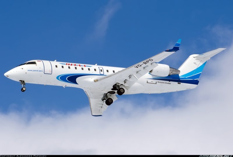 Самолет Canadair Regional Jet Ямал
