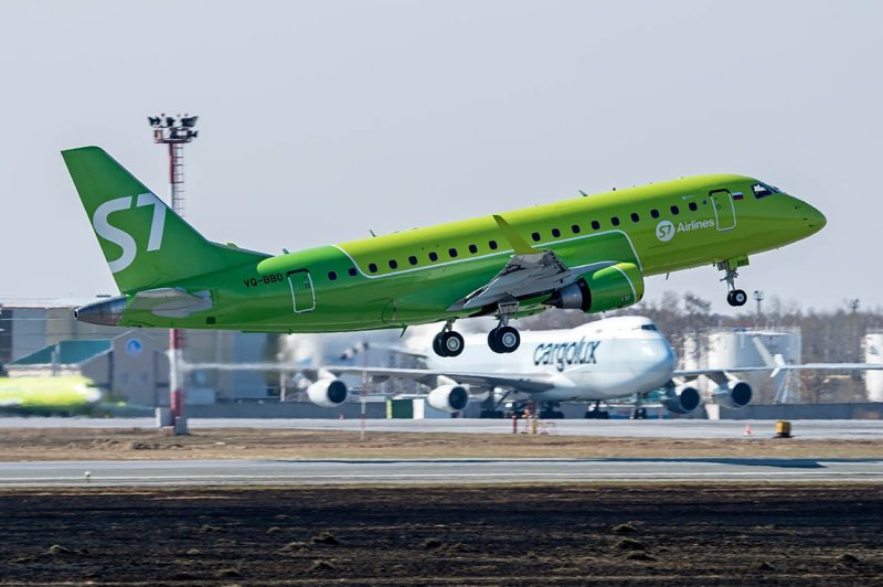 Embraer e170 s7