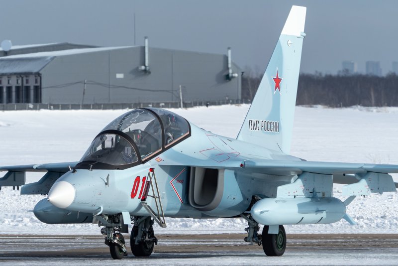 Як 130 ВКС