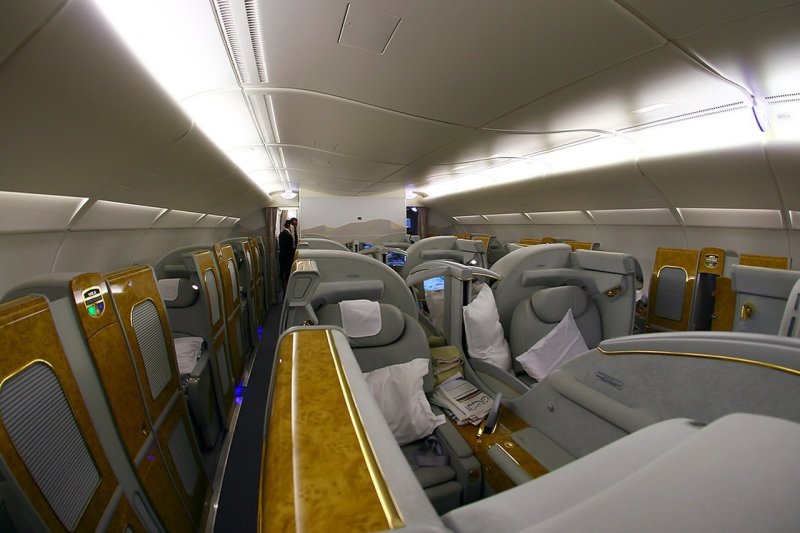 Airbus a380-861 салон