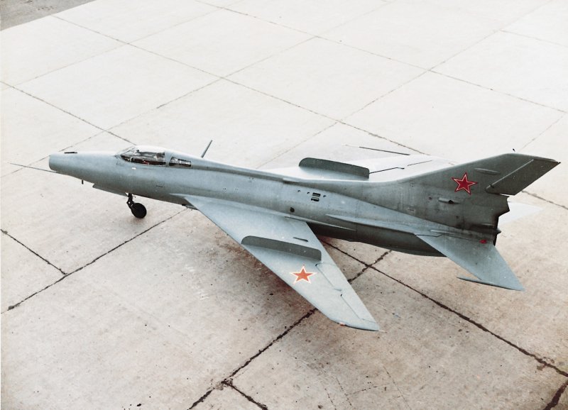 Самолет Микоян е-2а